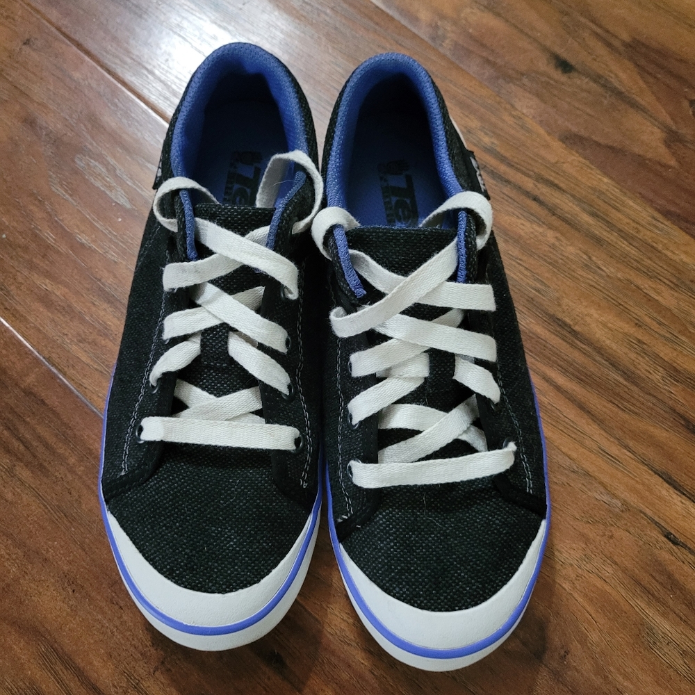 Teva tennis shoes